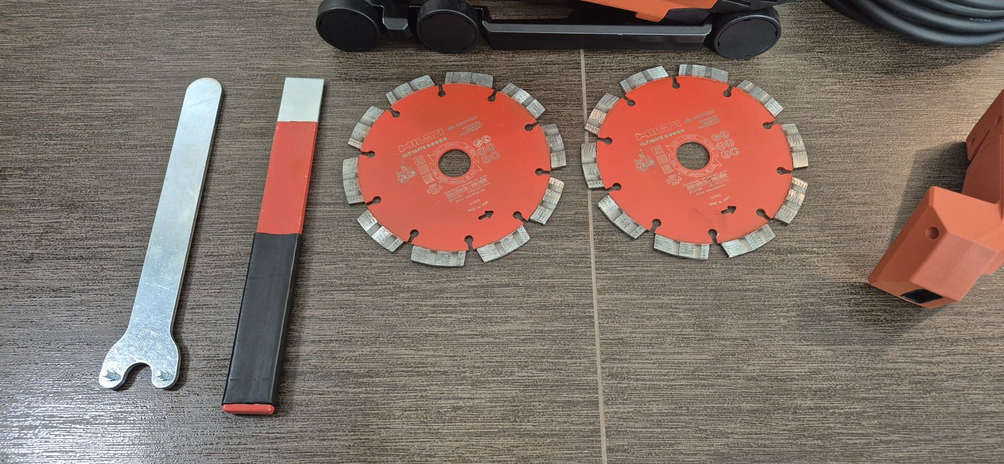 Hilti DCH 150-SL bruzdownica 2400W