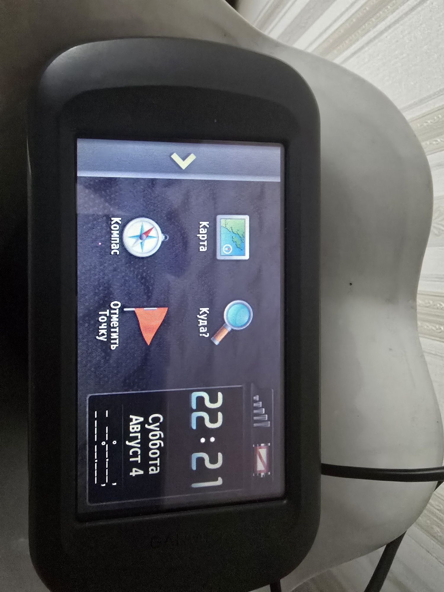 Продам Gps навігацію Garmin Montana 650t  з кріпленням