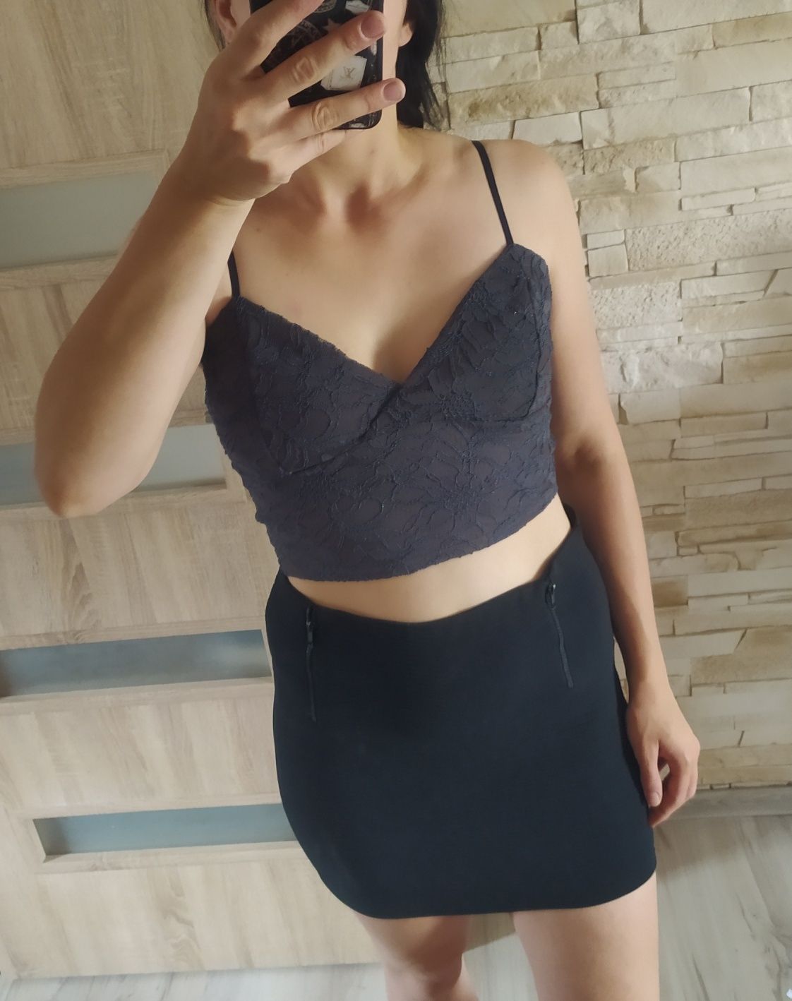 Top koronka na ramiączkach crop top bluzka bluzeczka