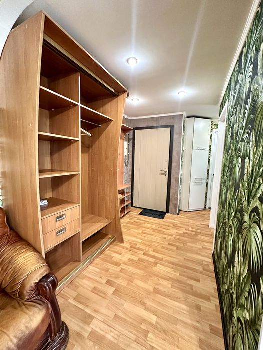 Продажа 4к квартиры 65м р-н пр. КИРОВА Отличное состояние