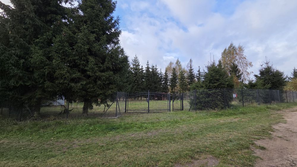 Sprzedam działkę budowlaną uzbrojoną