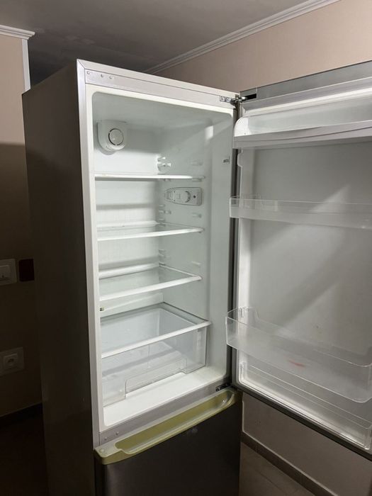 Холодильник Hanseatic bcd-310cs