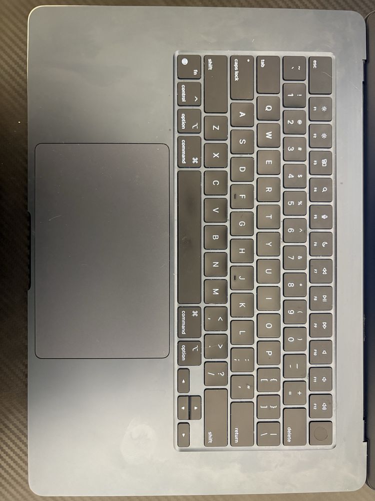 Macbook Air M3 15” 2024 16Gb