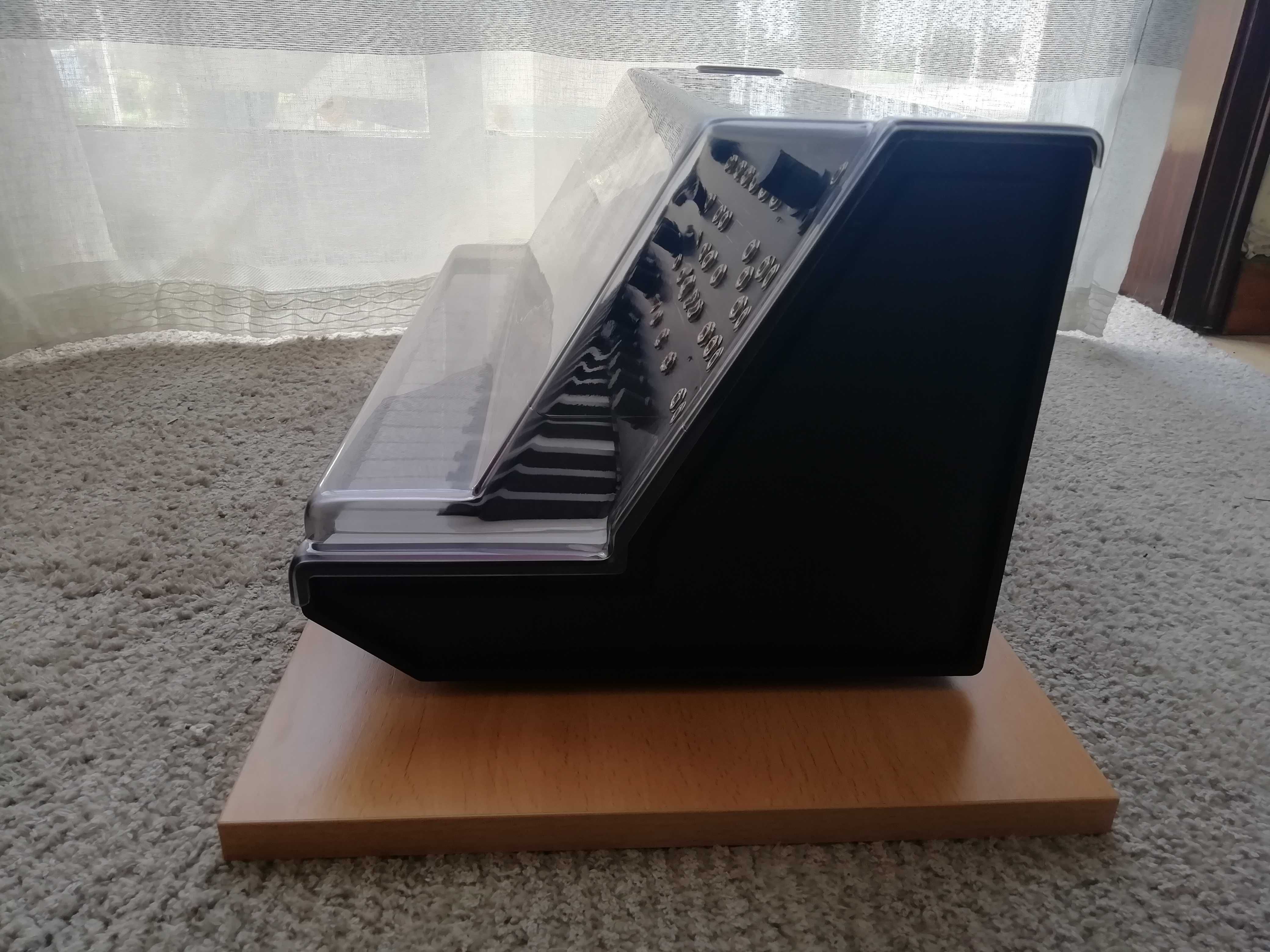 Sintetizador Korg MS-20 Mini + Decksaver (Novos)