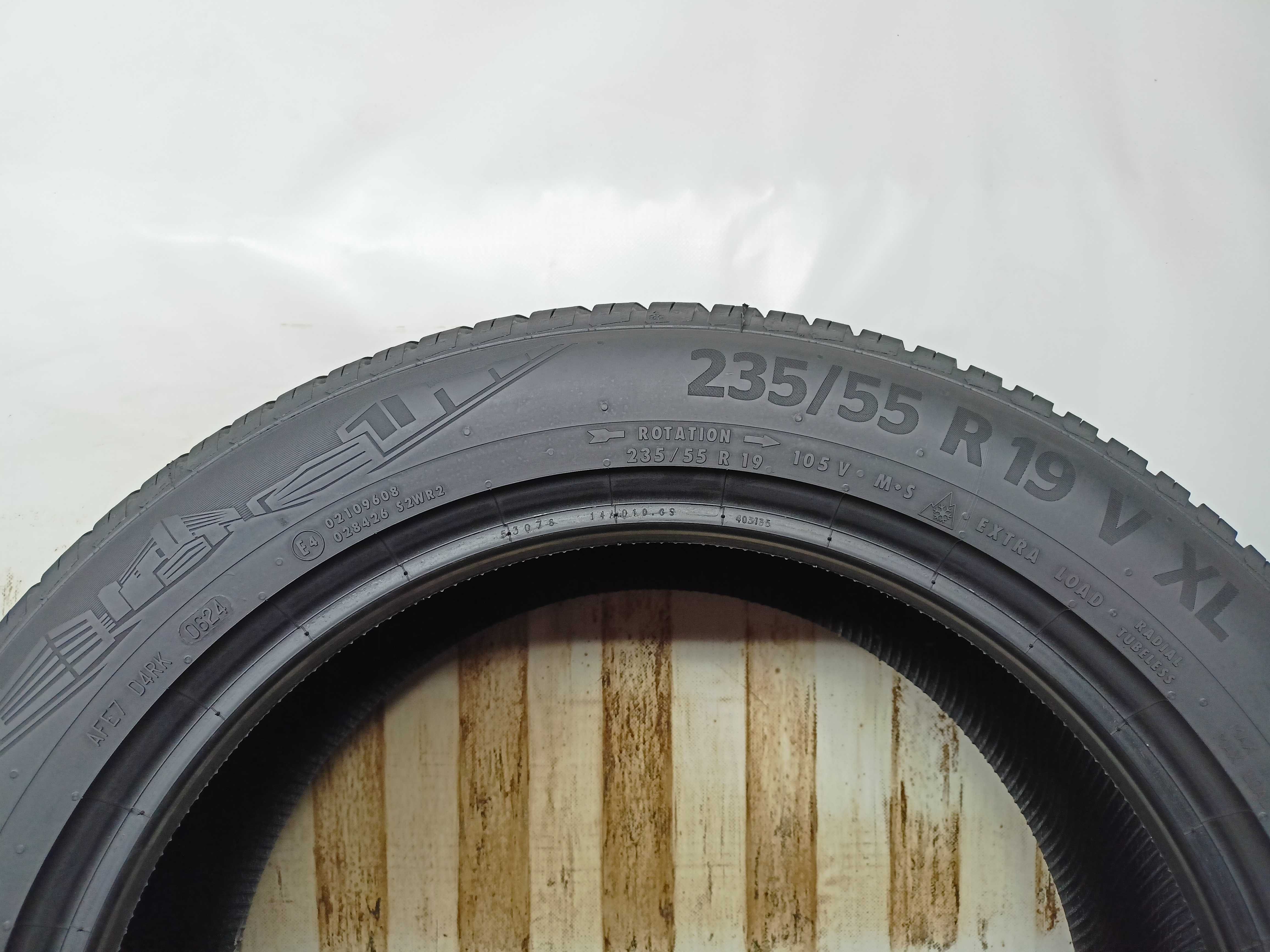 Continental AllSeasonContact 235/55/19 24r. 105V Jak Nowe (3971)