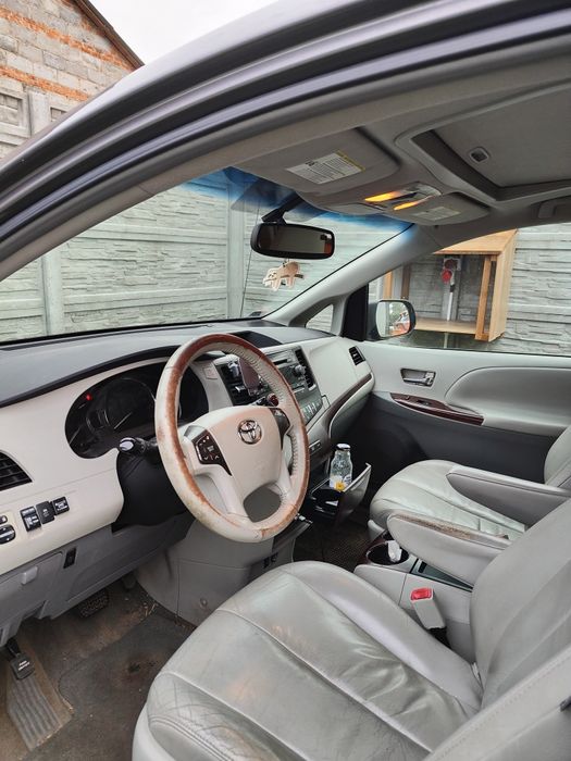 Toyota Sienna 3,5l V6 LPG 266KM, faktura VAT 23%