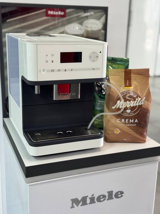 Кавова машина Miele CM6300 преміум якість