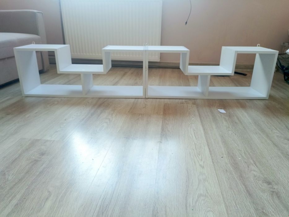 Polka składana nad łóżko lub do postawienia
