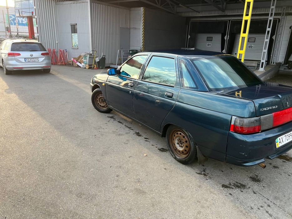 Продам ваз 21104