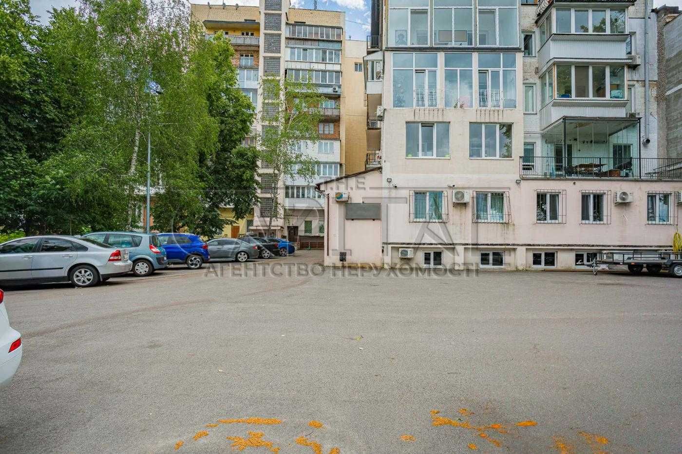 Продаж комерційної нерухомості / 185м2 / Київ