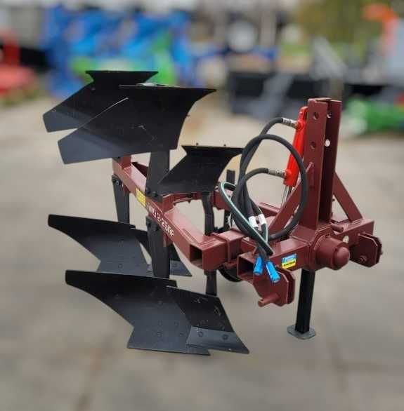 Плуг оборотний з предплужниками 2-25