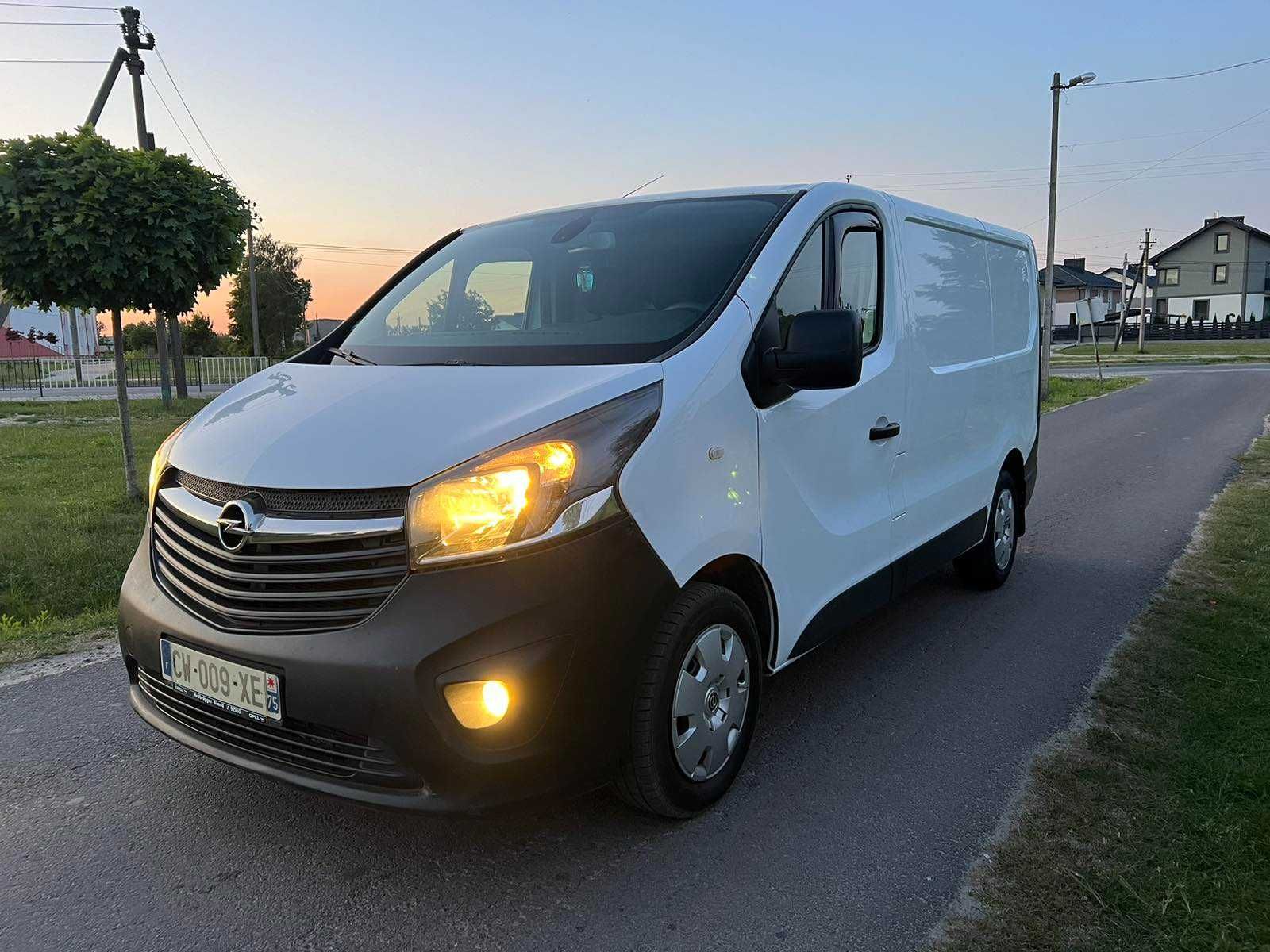 Opel Vivaro 2015