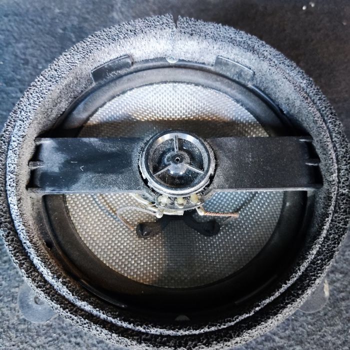 Колонка динамик музыка