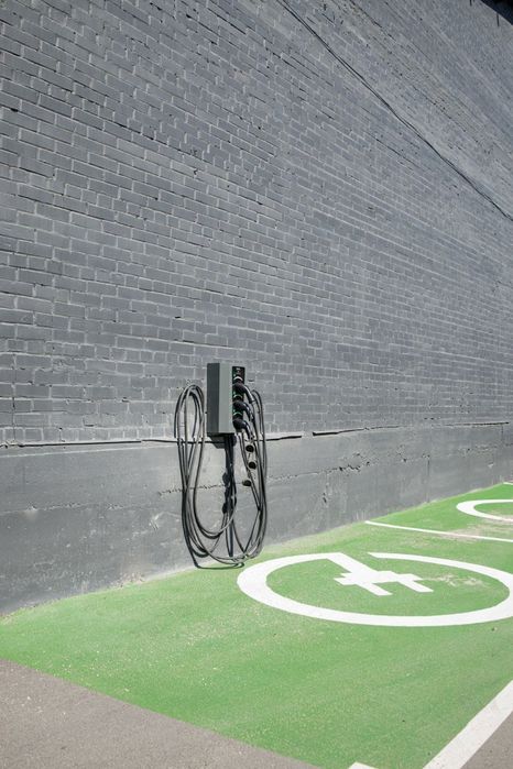 Бізнес під ключ • Зарядні станції для електромобілів • Електрозаправки