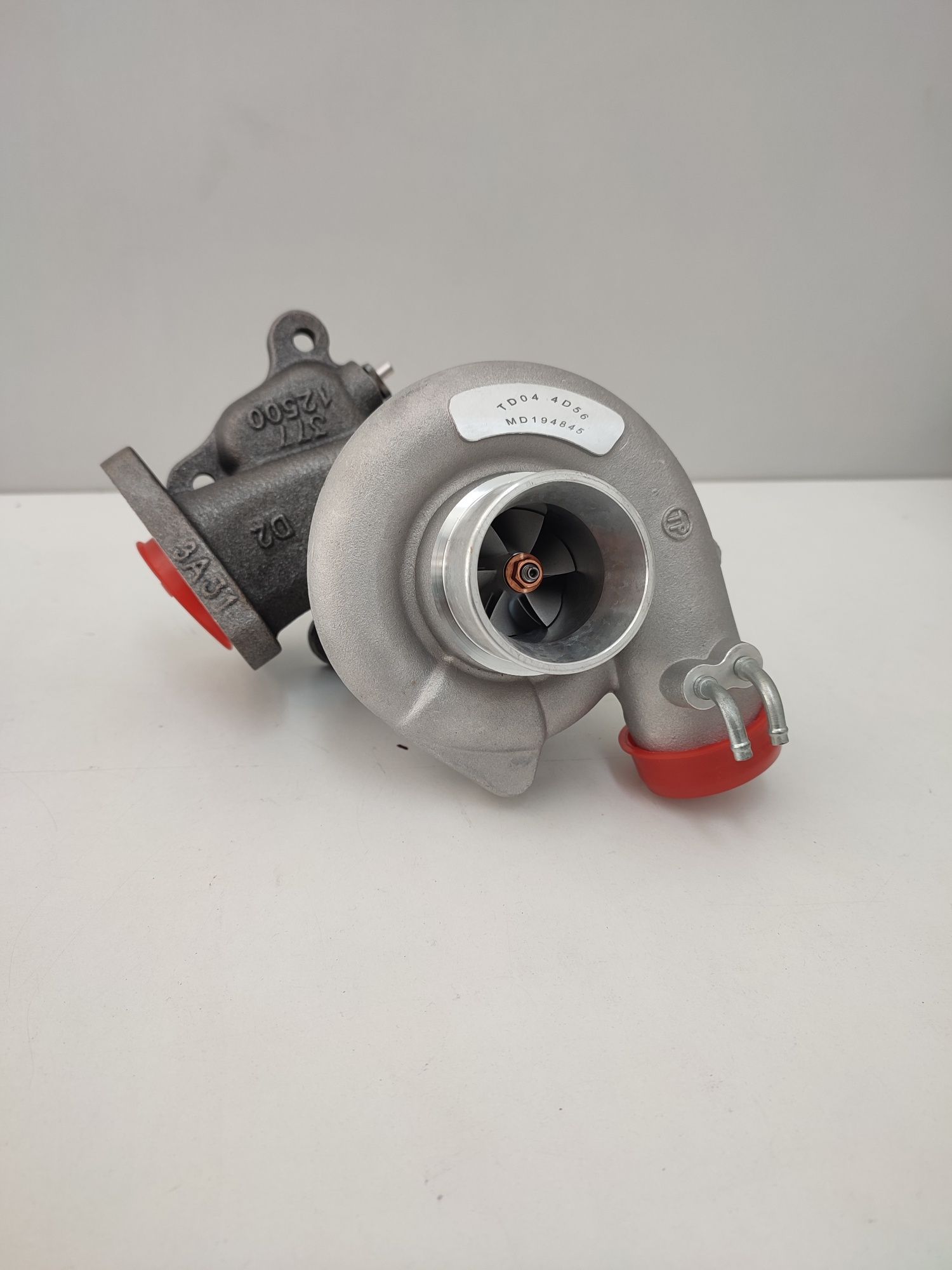 Turbo novo para Mitsubishi L200 K74 e Hyundai