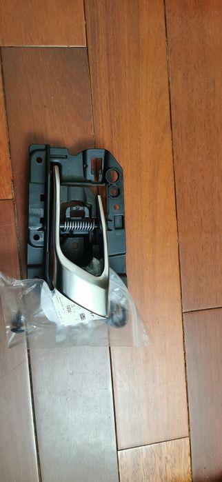 Macan дверная ручка внутренняя левая