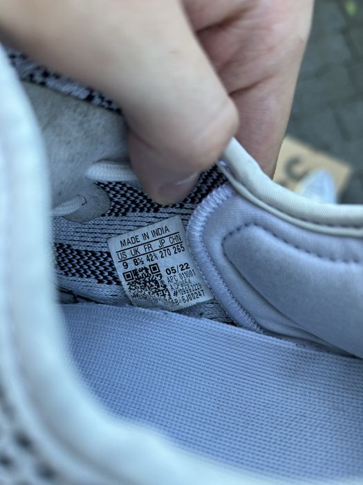 Adidas Yeezy Boost 350 V2 Zebra buty sneakersy niskie białe 42 2/3