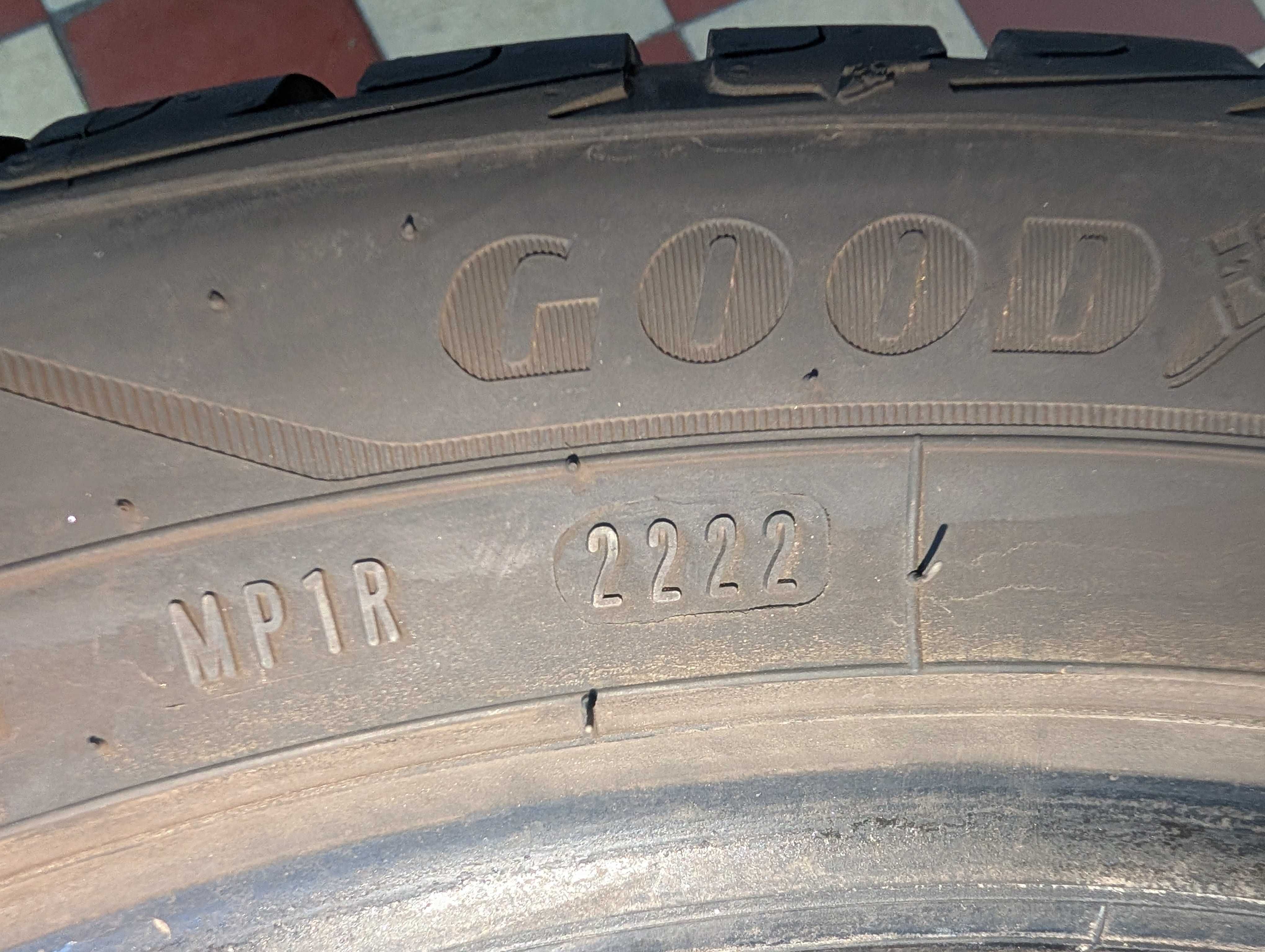 Goodyear UltraGripPerformance+ 245/45R18 100V XL #2&