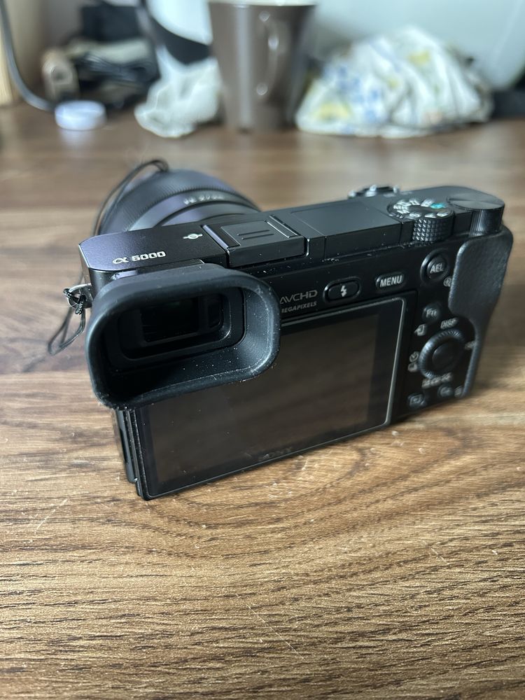 Aparat Sony Aplha 6000 + obiektyw 16mm FE 2/28