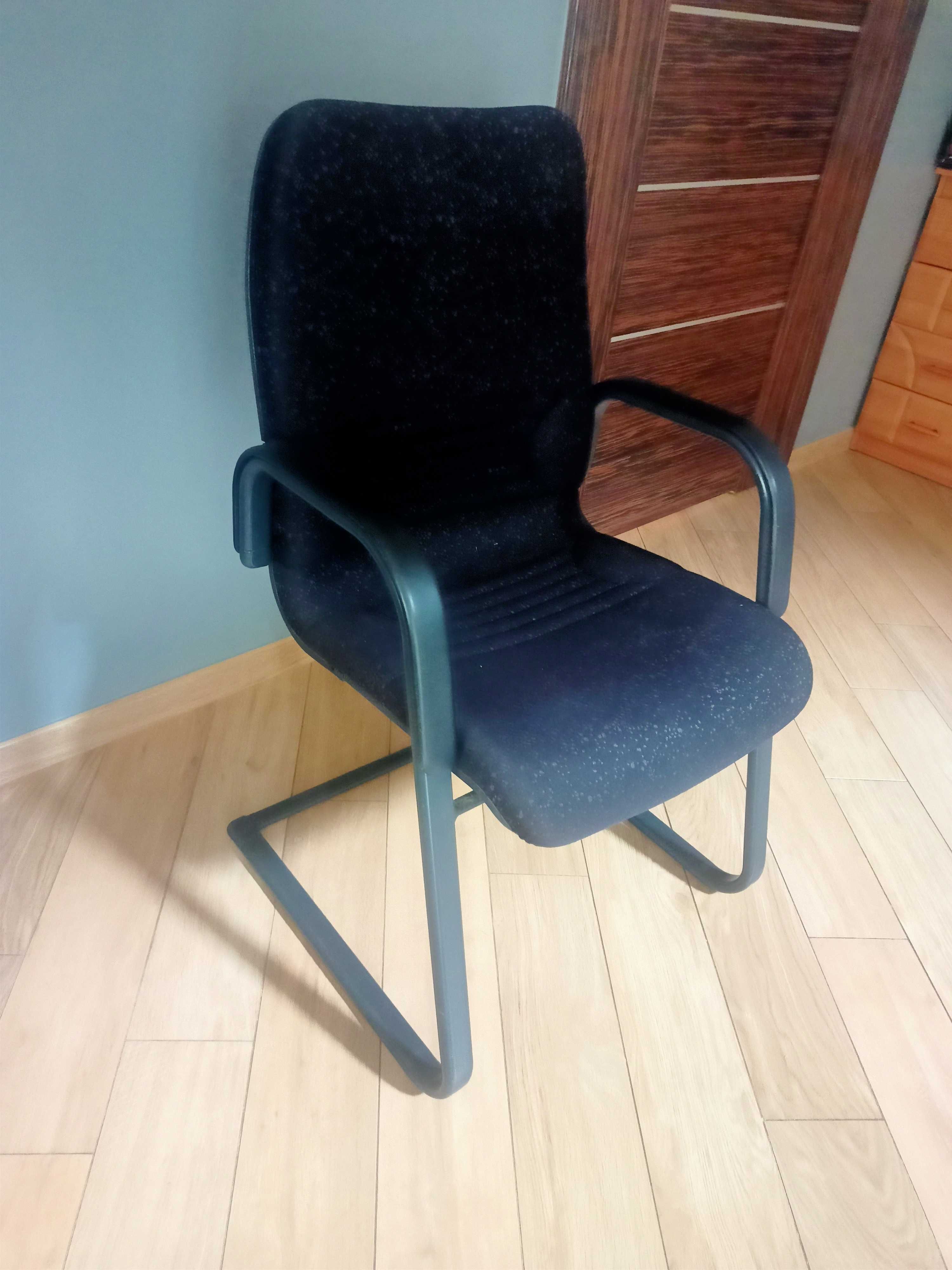 Krzesło biurowe materiałowe
