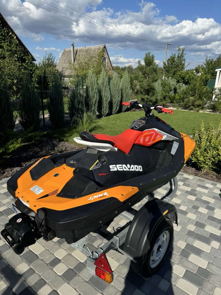 Гидроцикл BRP Spark Trixx 2019