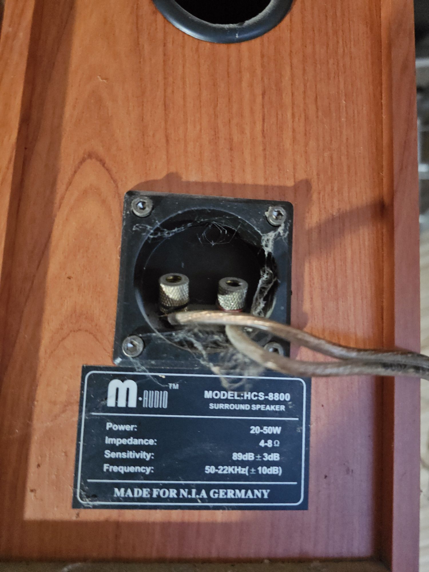 Głośnik: subwoofer koda, głośniki M audio, amplituner teac