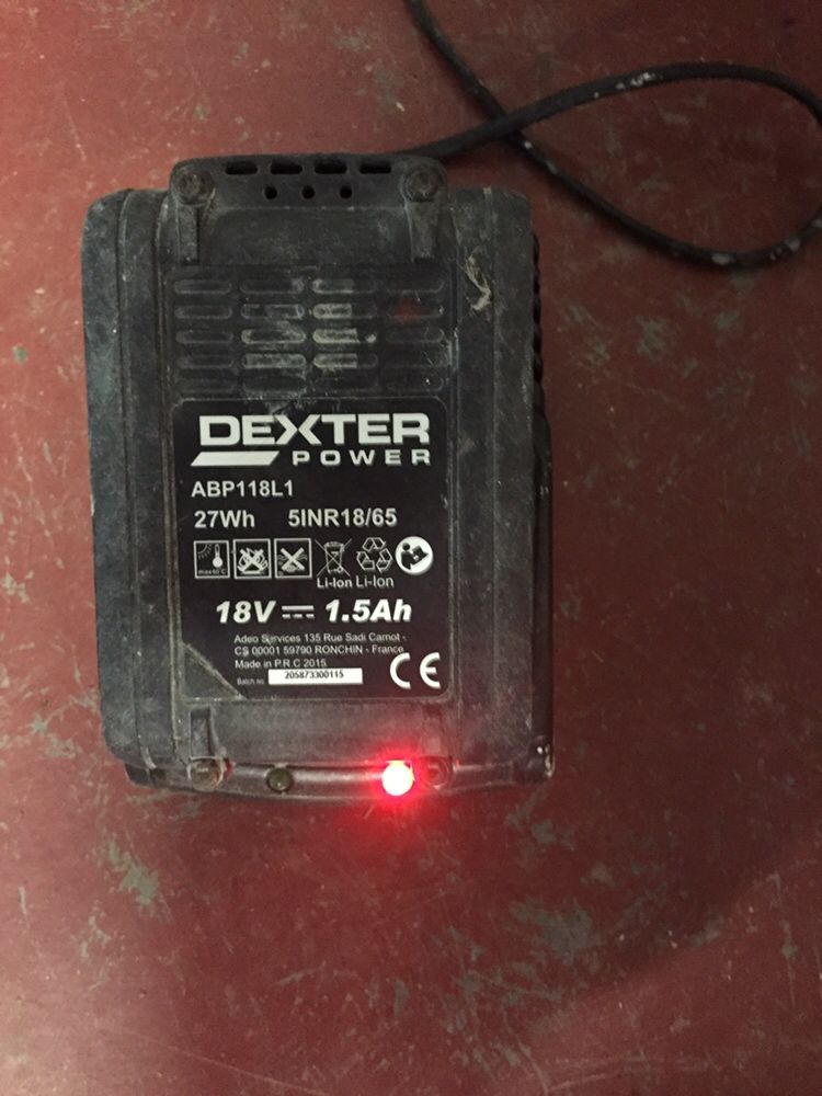 Bateria e carregador Dexter Pro
