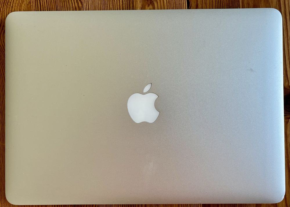 Laptop MacBook Air 7,2 A1466 13" - Intel Core i7 2,2 8GB, 128GB
