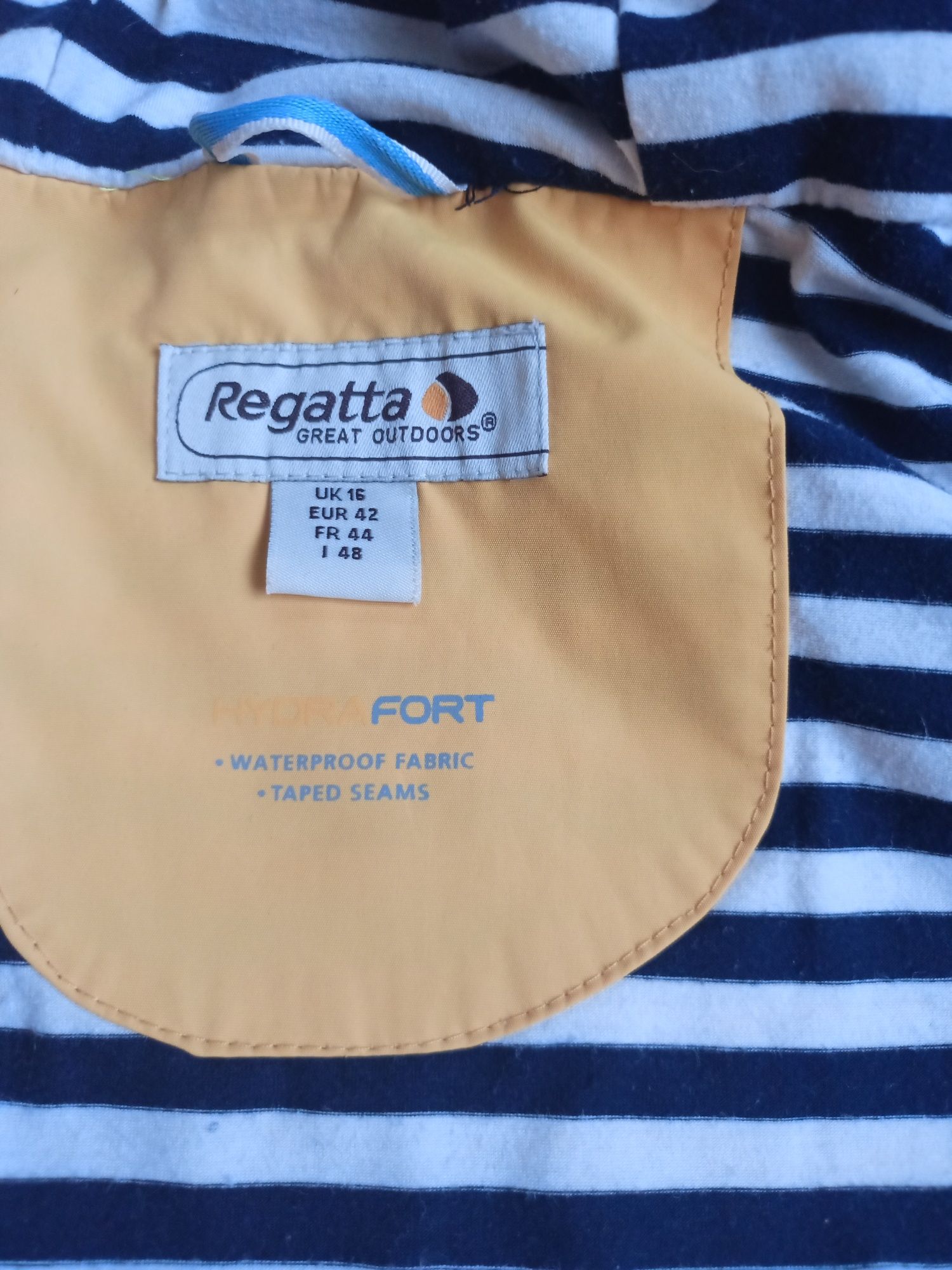 Продам ветровку фирмы" Regatta"