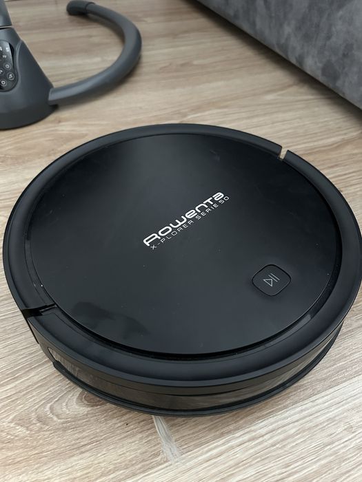 Робот-пилосос миючий Rowenta RR7375WH