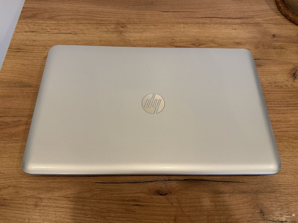 Ноутбук HP Pavilion 17-e088n
