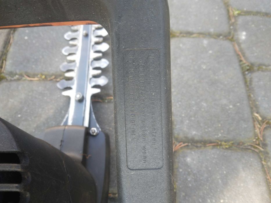 Nożyce do żywopłotu uszkodzone