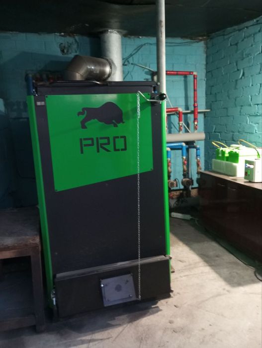 Продам комерційний комплекс в смт. Чоповичі, Коростенський р-н.