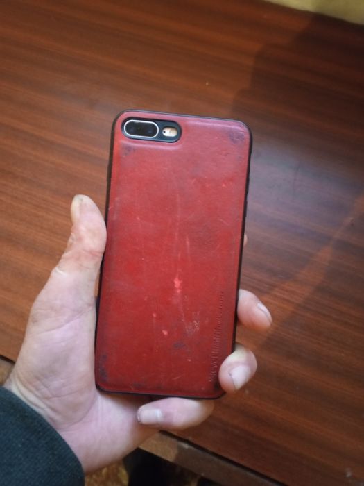 Продам айфон 7+ на воздановление