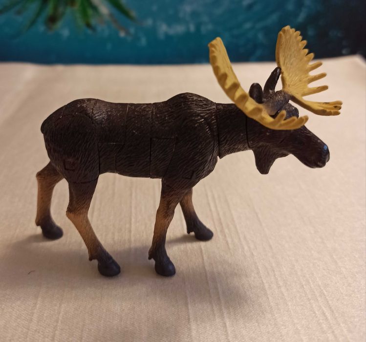 Фігурка-трансформер Тварини  "Лось" ігрова Колекційна. Зроблено для ЄС