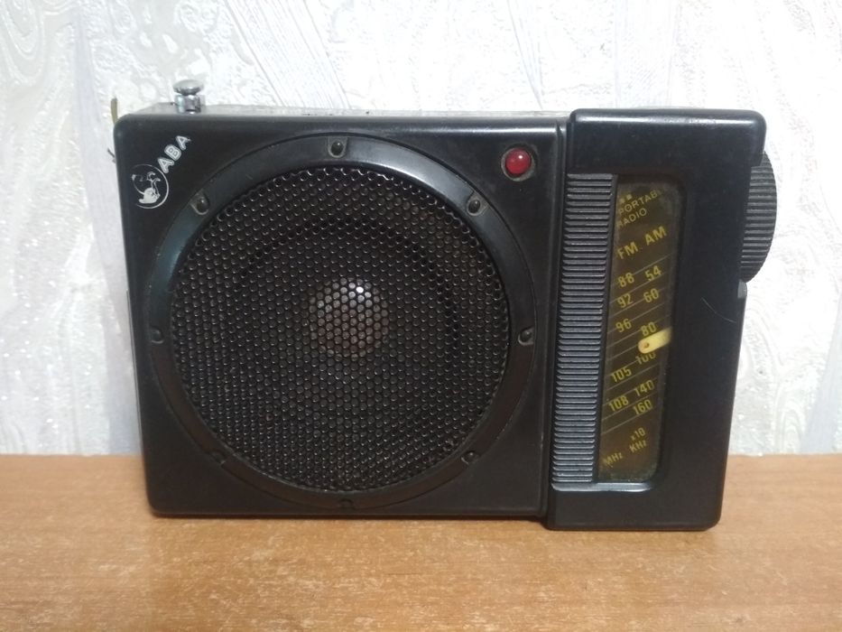 Радиоприемник NS 889.под ремонт.