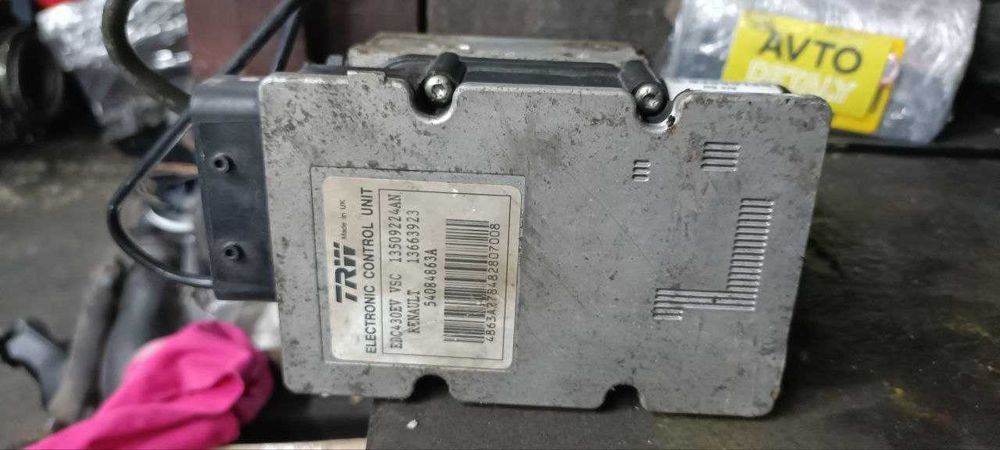 Блок ABS з ESP 8200648604 на Opel Vivaro, Renault Trafic