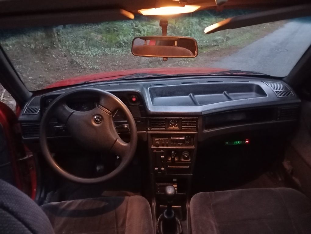 Opel Kadett E 1.4