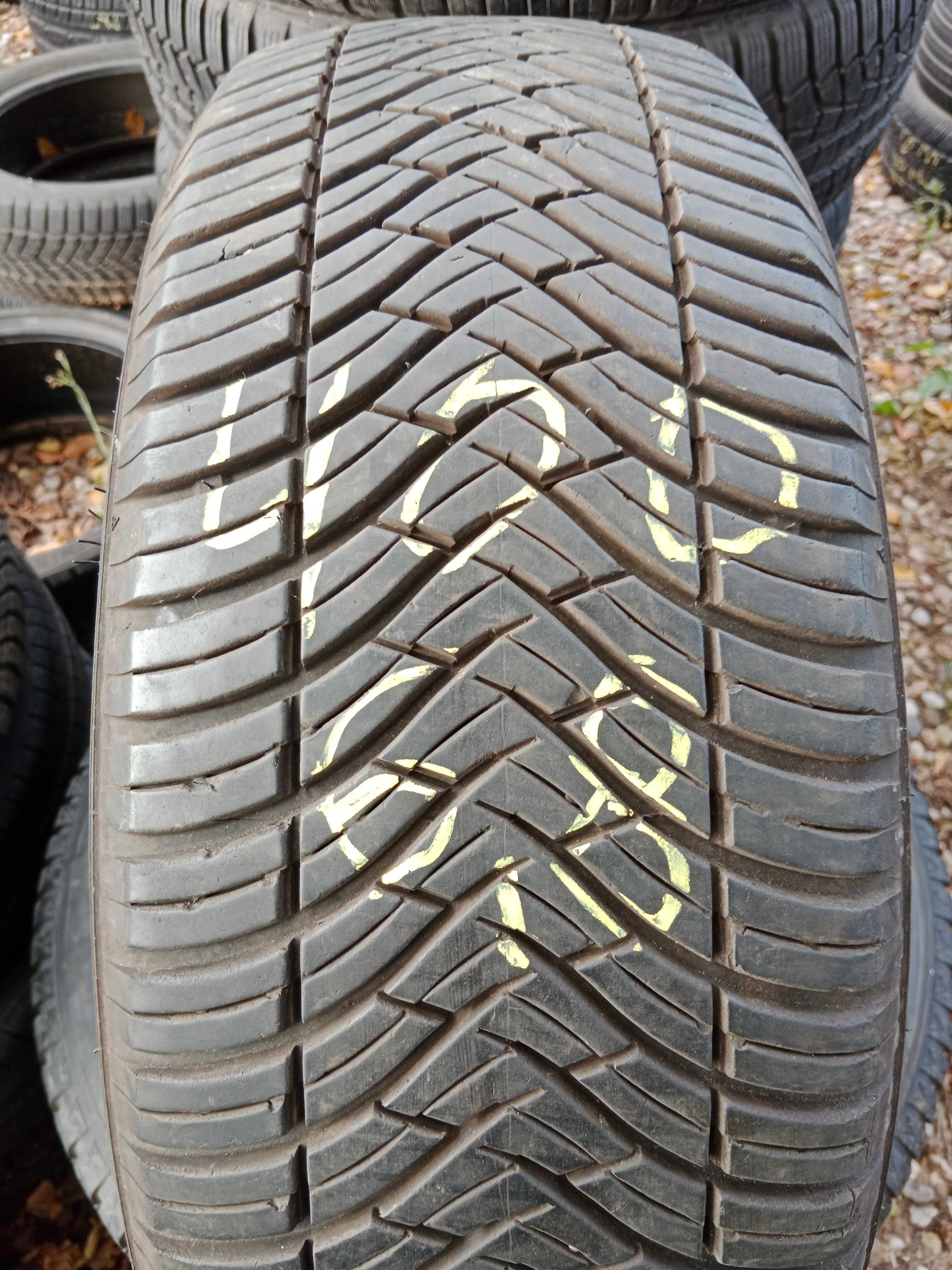 Opona używana 215/60R17 Triangle Season X TA01 1szt.