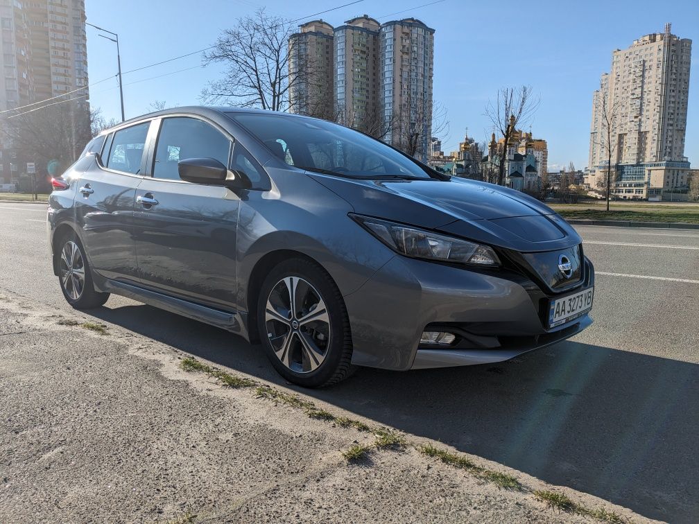 Nissan leaf 2022