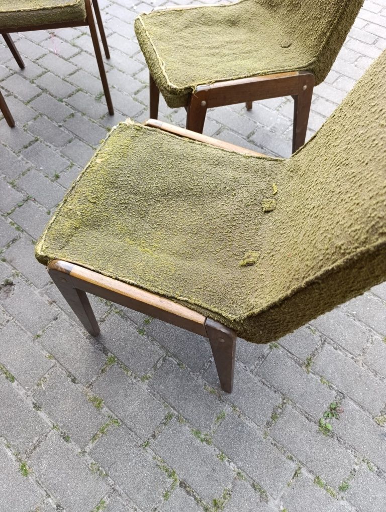 Krzesła do renowacji