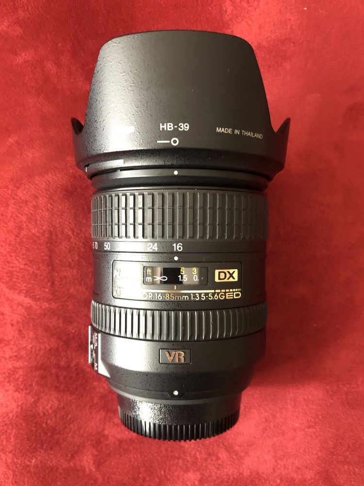 Nikon Nikkor zoom 16-85