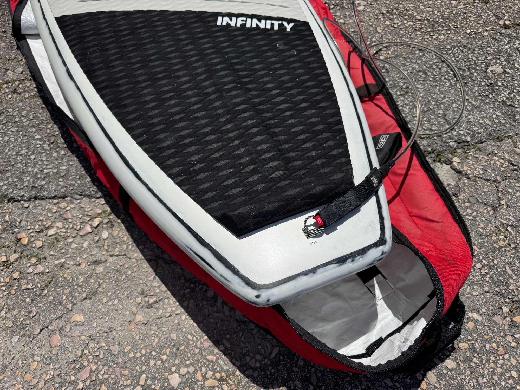 SUP Surf Infinity Wide Speed 9' x 32" x 155L