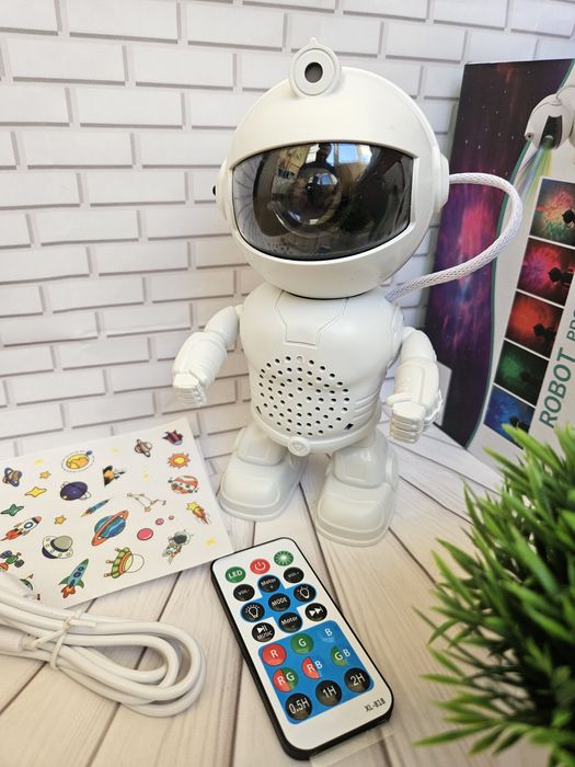 Космонав астронавт з блютуз ночник проектор на подарок дітям