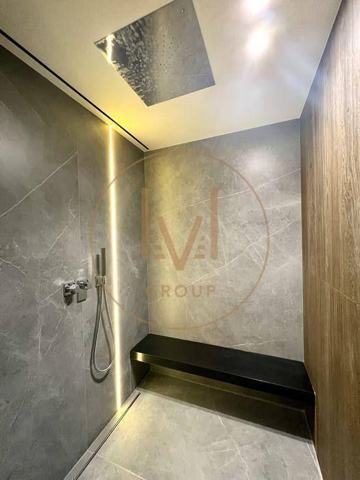 ЖК New York 2х кім. квартира у центрі міста з терасою.