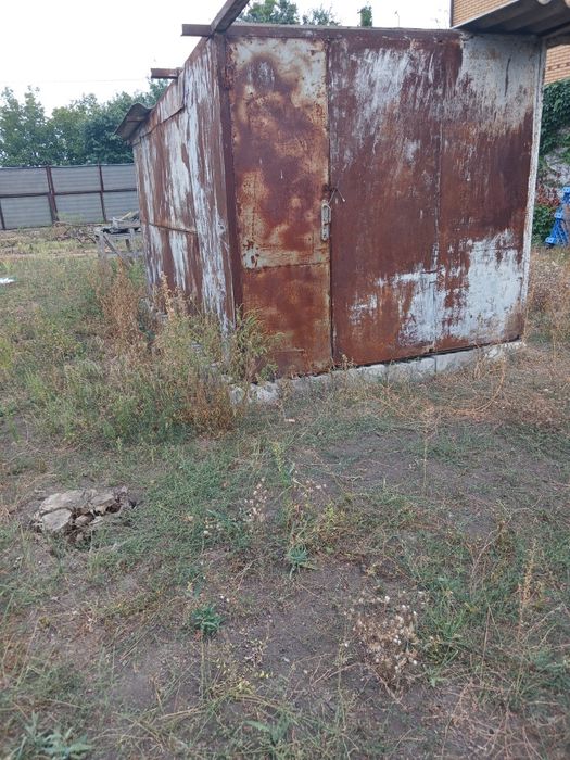 Продам металевий сарай
