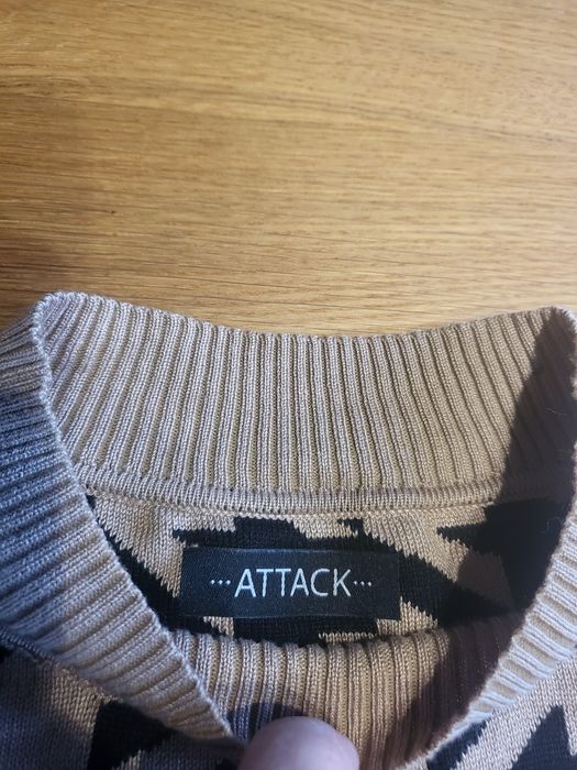 Sweterek JD Attack