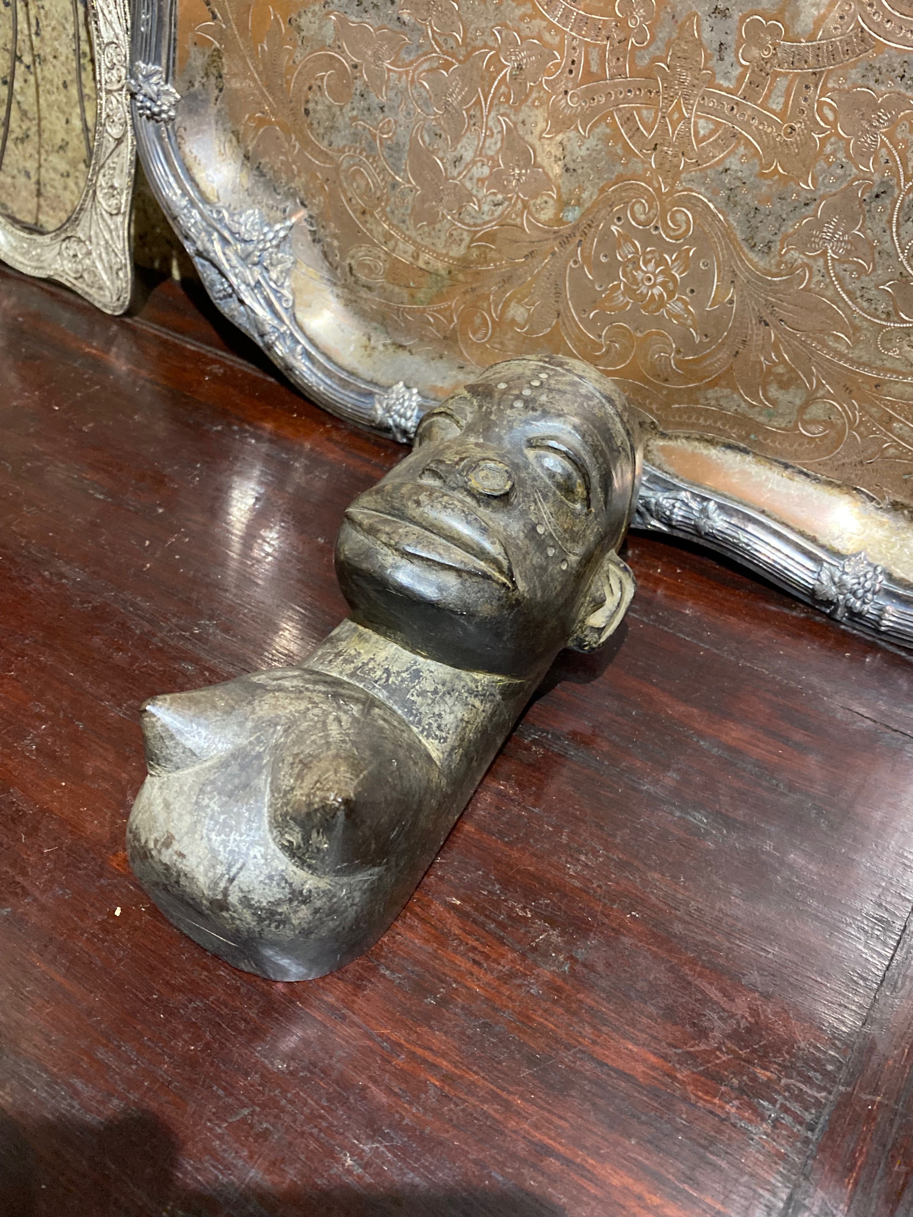 Escultura Anti-Cristo Tribal Maconde Moçambique centenária 17,5 cm