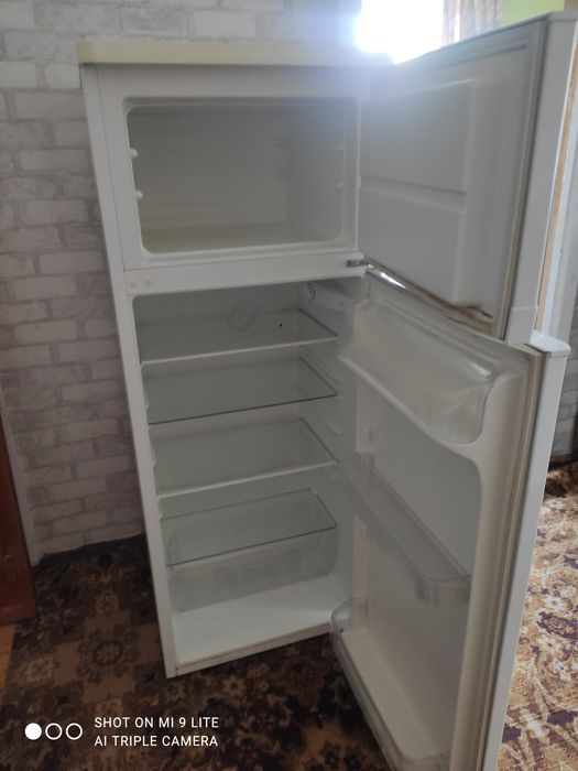 Холодильник ZANUSSI