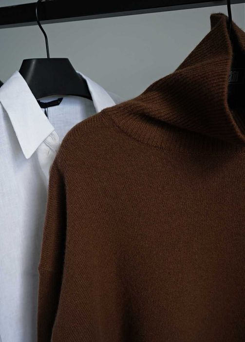 Светр з вовни та кашеміру з високим коміром Massimo Dutti